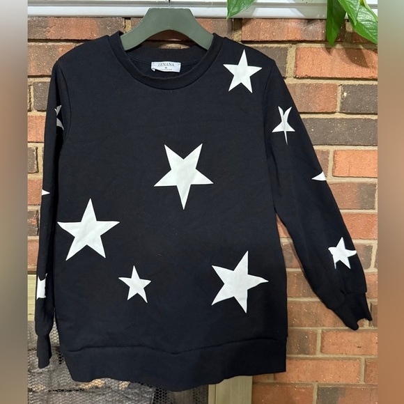 Zenana Outfitters Tops - #20) Zenana sweatshirt Size M